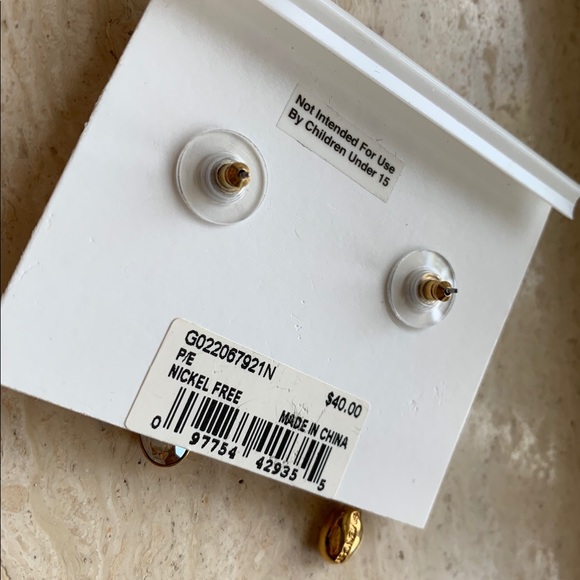 NEW Givenchy earrings - Picture 3 of 6